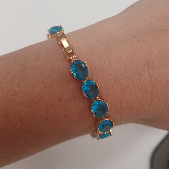 New Shimmering Vivid Blue Stone 18k Rose Goldplated 7" Bracelet Pretty Bird - Picture 5 of 6
